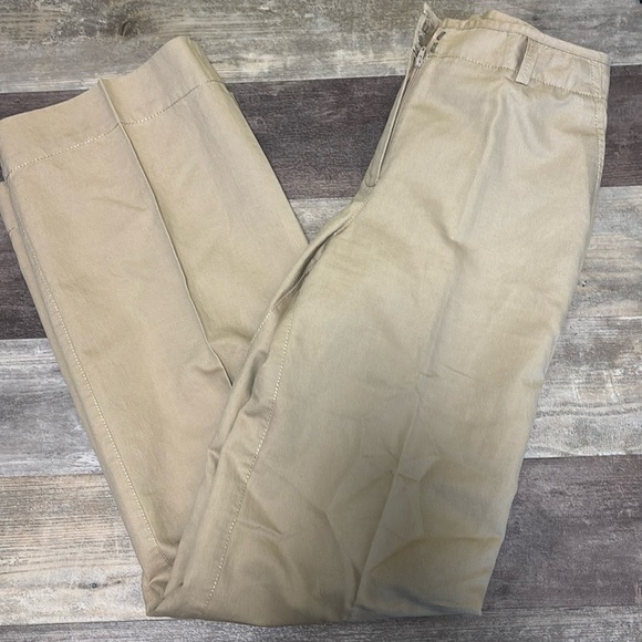 TALBOTS HERTIAGE KHAKI PANTS SLACKS SIZE 6 - Picture 1 of 3